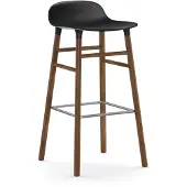 Normann Copenhagen Form Chair baarijakkara pähkinäjalat musta
