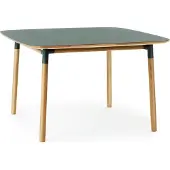 Normann Copenhagen Form ruokapöytä 120 x 120 cm Green, tammijalat