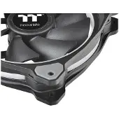 Thermaltake Riing Plus 14, 140 mm, PWM, hydraulinen laakeri, RGB -tuuletinsarja, 3 kpl, harmaa
