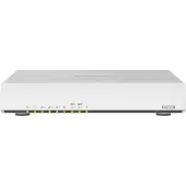 Qnap QHora-301W -reititin, Wi-Fi 6, Dual-band, 10 Gigabit Ethernet -porteilla, valkoinen