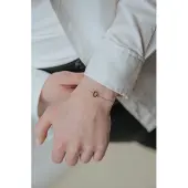 Lykken Symbols kirjainrannekoru hopea, D