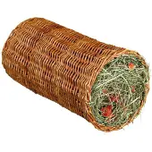 Trixie Pajutunneli heinällä