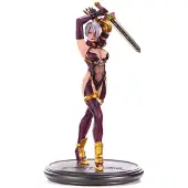 First 4 figures - Soul Calibur II -hartsi maalattu patsas: Ivy (Standard Edition) - Figuuri