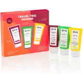 QA Travel Trio Body Care -lahjasetti, joka sisältää hyaluronihappovartalopesun AHA Exfoliator -vartalokuorin ja keramidivartaloemulsion 50 ml