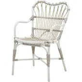 Sika-Design Margret-käsinojatuoli valkoisena / beige keinorottinkina