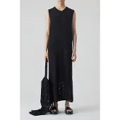 Closed Crew Sleeveless Dresses Black - Black - S