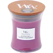 Woodwick Wild Berry & Beets tuoksukynttilä sisältää puusydämen 275 g
