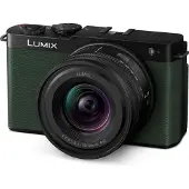 Panasonic Lumix S9 kamera vihreä + 18-40mm f/4.5-6.3 (DC-S9NE-G)