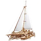 Ugears 3D Puzzle Trimaran Merihobus -puinen laiva mallinrakennukseen