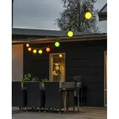 Konstsmide Valonauha E27 10 LED-lamppu, aurinkopaneeli & kaukosäädin