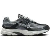 Nike Matalavartiset tennarit 'Initiator' harmaa / musta