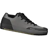 Fizik Gravita Versor Flats Harmaa/Muta