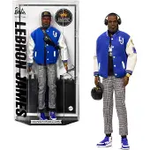 Barbie Signature Lebron James Kenbassadors -nukke kerδily Varsity Bomber Jacket -asulla ja -tarvikkeilla, mukaan lukien kuulokkeet, aurinkolasit ja p