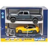BRUDER RAM 2500 Power Wagon sis. Roadster Racing Team Peräkärry