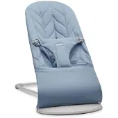 BabyBjörn Bliss Sitteri Kudottu Petal Quilt, Sininen