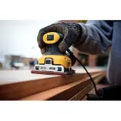 DeWalt 230 W orbitaalihiomakone pahvilaatikossa - - DWE6411-QS