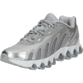 Nike Matalavartiset tennarit 'AIR MAX DN8' harmaa / tummanharmaa / hopea