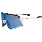 Agu Dynamic Aurinkolasit