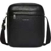 Calvin Klein Raised Reporter -laukku