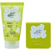 Lolita Lempicka Sarja : Mon Premier Parfum kosteuttava vartalomaito 30 ml + Mon Premier Parfum tuoksusaippua 25 g *pieni