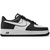 Nike Matalavartiset tennarit 'AIR FORCE 1 07' musta