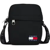 Tommy Hilfiger Olkalaukku 'Essential Flag Badge' musta