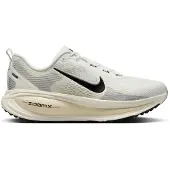 Nike Juoksukengät 'VOMERO 18' harmaa / musta / valkoinen