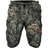 Pajak Lynx Shortsit