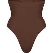 SKIMS Seamless Sculpt High Waist - muotoilevat stringit