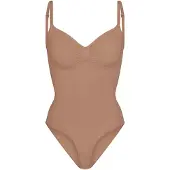 SKIMS Seamless Sculpt Brief -body