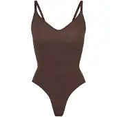 SKIMS Seamless Sculpt Thong -body