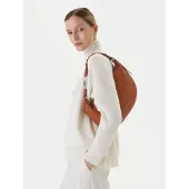Giorgio Armani Xw001574_af15632 Olkalaukku