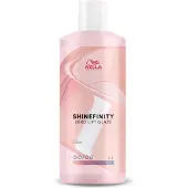 Wella Shinefinity Glaze Ammattilaisten hiussävyte 500 ml Nr. 00/00 - Crystal Glaze
