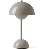 &tradition Flowerpot VP9 ladattava pöytävalaisin, grey beige