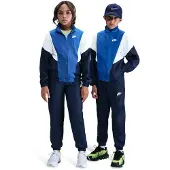 Nike Sportswear Verkkapuku