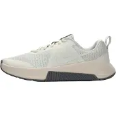 Nike Urheilukengät 'MC Trainer 3' norsunluu