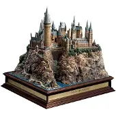 Noble Collection Harry Potter Tylypahkan pienoismalli