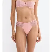 Triumph Comfort Allure -stringit