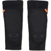 Oakley All Mountain D30 kyynärpääsuoja