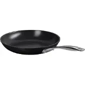 Le Creuset Frying Pan, Essential Non-Stick Ceramic frying pan, 26 cm