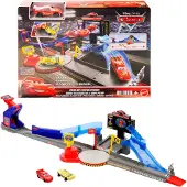 Disney Cars 1:55 Playsets & Haulers Cars Spring 2026 Key Driver Playset - Red - ONE SIZE