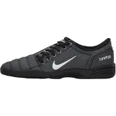 Nike Matalavartiset tennarit 'Total 90 Premium' musta / valkoinen