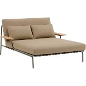 Muuto Loungebed Settle käsinojilla Taupe