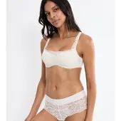Triumph Rintaliivi 'Body Make-Up Illusion' ecru