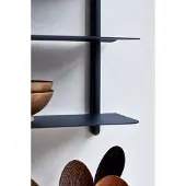 Gejst Nivo hylly D Mustaksi petsattu saarni-musta