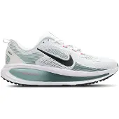 Nike Juoksukengät 'VOMERO 18' smaragdi / vaaleanpunainen / musta / offwhite