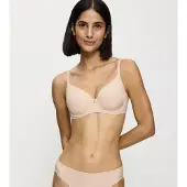 Triumph Body Make-Up Essentials Wp - Beige - 75 D
