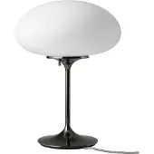 Gubi Stemlite pöytävalaisin Black chrome-opaalilasi, 42 cm