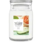 Yankee candle Blooming Love tuoksukynttilä 567 g