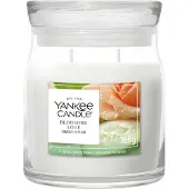 Yankee candle Blooming Love tuoksukynttilä 368 g